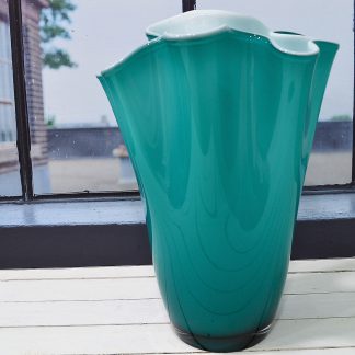VASO “WAVE” H. 40 CM. BALTIC GREEN ONLYLUX.