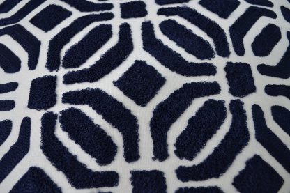 CUSCINO RICAMATO A24306 BLU BLANC & MARICLO’ - immagine 4